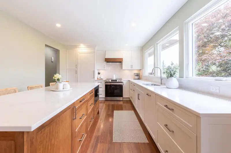 11045 SOUTHRIDGE ROAD - photo 1 of 40