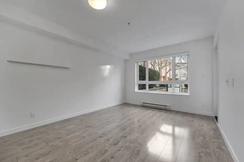 215 12339 STEVESTON HIGHWAY - photo 3 of 25