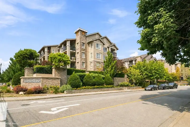305 5655 210A STREET - photo 3 of 27