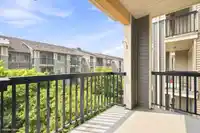305 5655 210A STREET - thumbnail 25