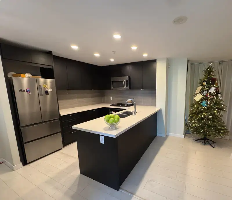 6515 NELSON AVENUE - photo 4 of 17