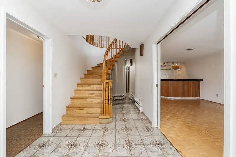 6041 SELMA AVENUE - photo 3 of 40