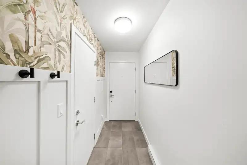 71 4292 WOLF WAY - photo 2 of 40