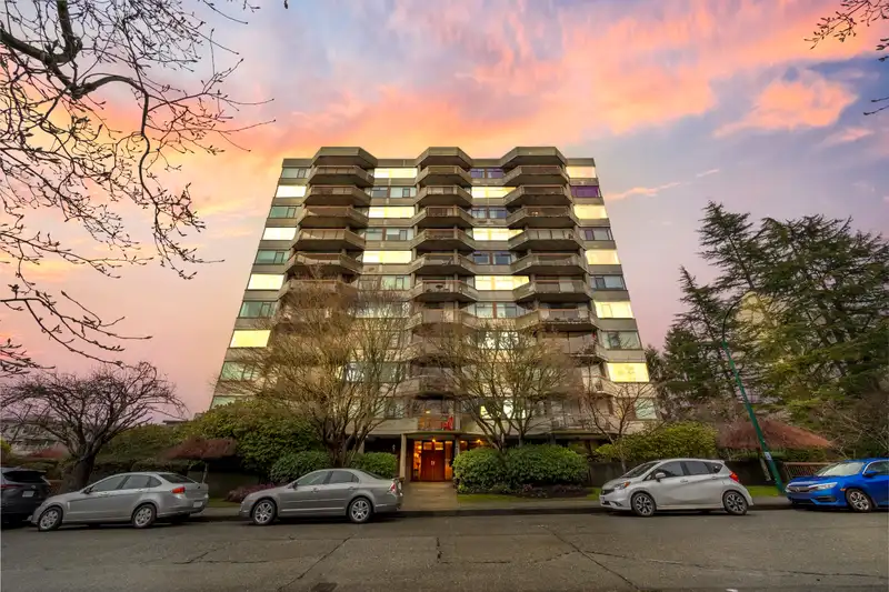 202 2445 W 3RD AVENUE - photo 1 of 1