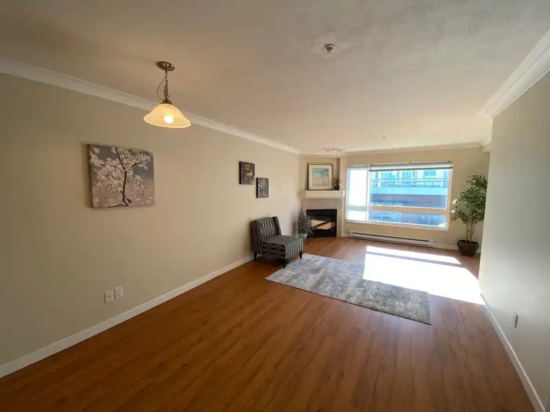 207 3590 W 26TH AVENUE - photo 2 of 15