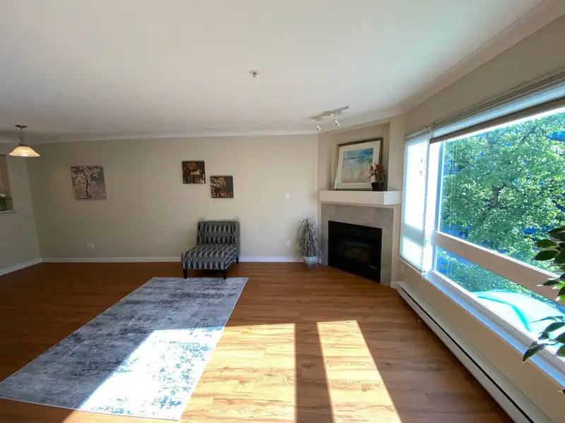 207 3590 W 26TH AVENUE - photo 3 of 15