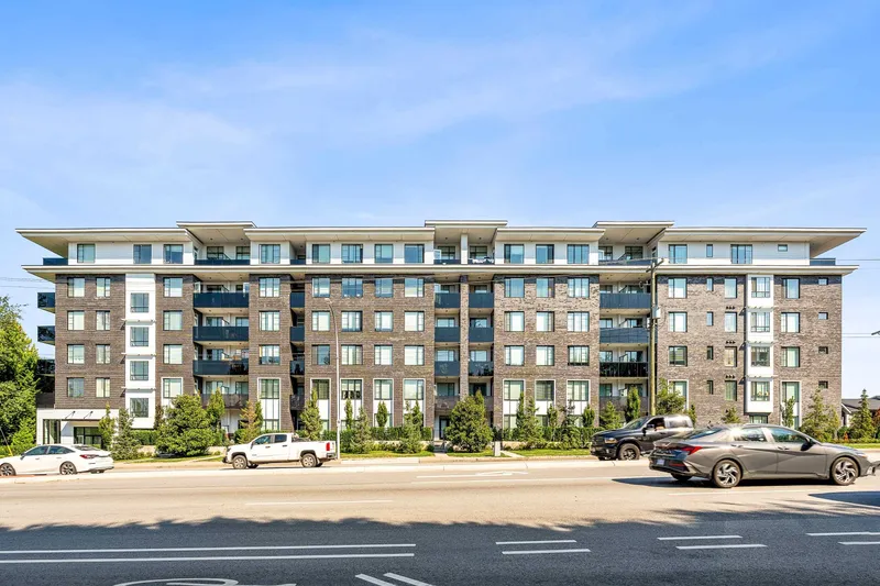 507 13623 81A AVENUE - photo 1 of 25