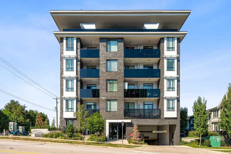 507 13623 81A AVENUE - photo 2 of 25