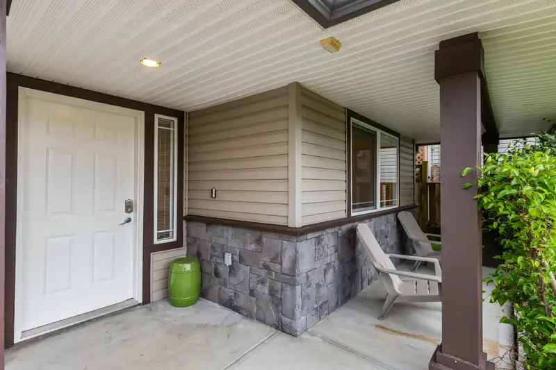 23925 115A AVENUE - photo 2 of 40
