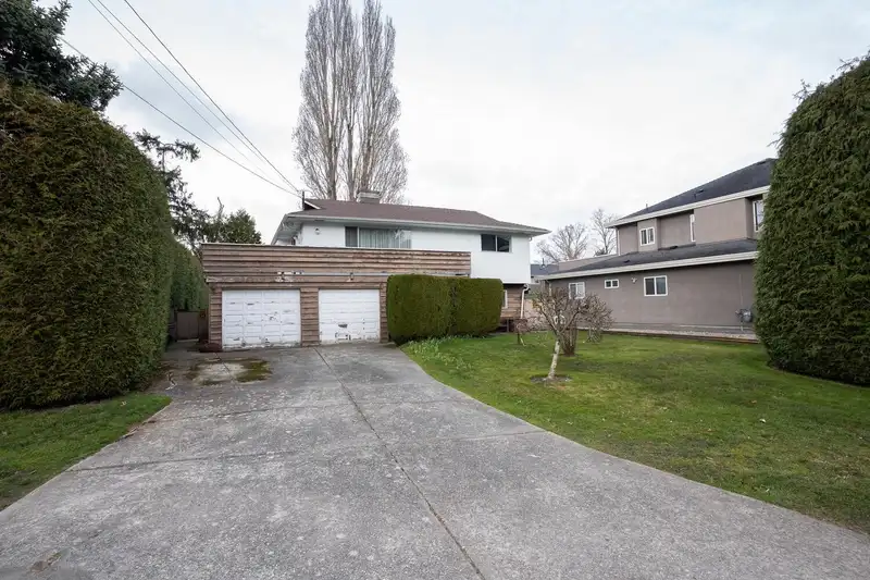 6063 BRODIE ROAD - photo 2 of 6
