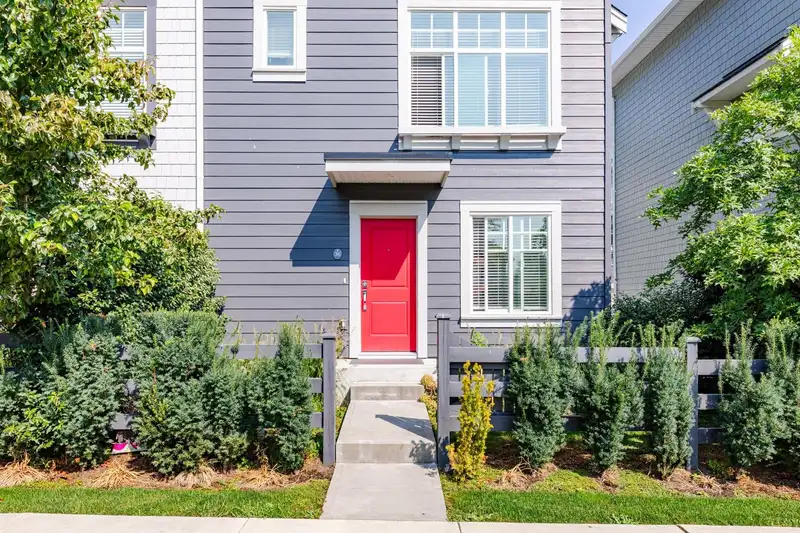 36 15489 99A AVENUE - photo 3 of 23