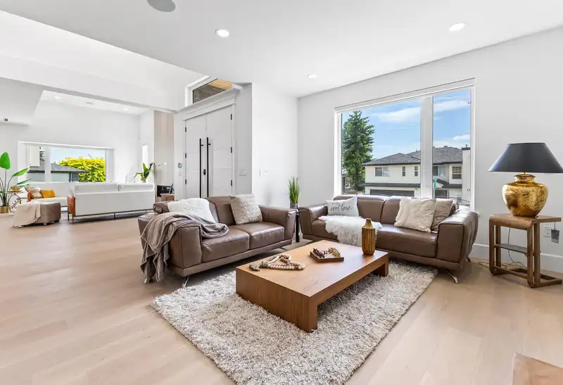 6309 NEVILLE STREET - photo 4 of 39