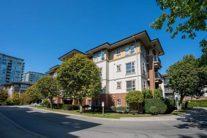 2102 5113 GARDEN CITY ROAD - photo 3 of 25