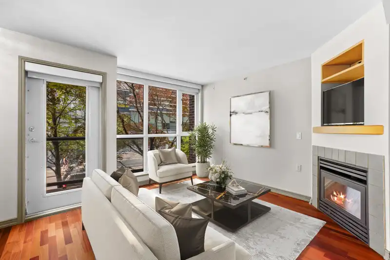 1084 HORNBY STREET - photo 1 of 37