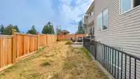 5942 165A STREET - thumbnail 36