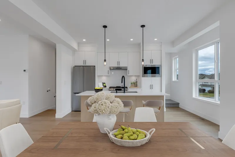 18 30501 ROBIN DRIVE - photo 2 of 14