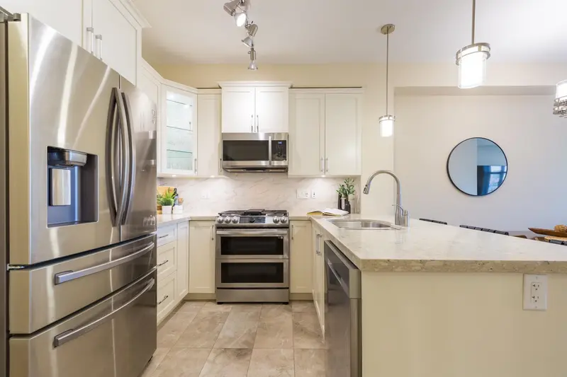 311 8561 203A STREET - photo 4 of 25