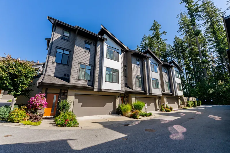 16 3535 PRINCETON AVENUE - photo 1 of 25