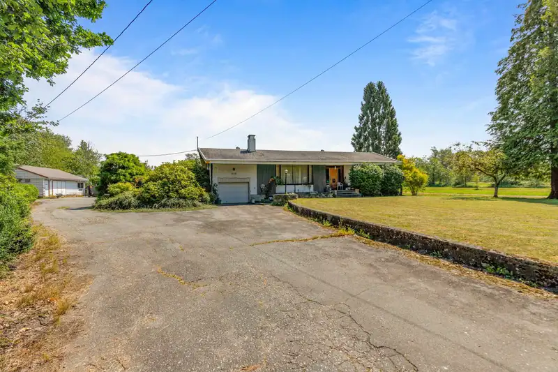 11748 240 STREET - photo 3 of 40