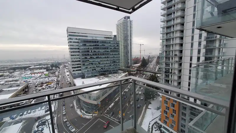 1907 433 SW MARINE DRIVE - photo 3 of 16