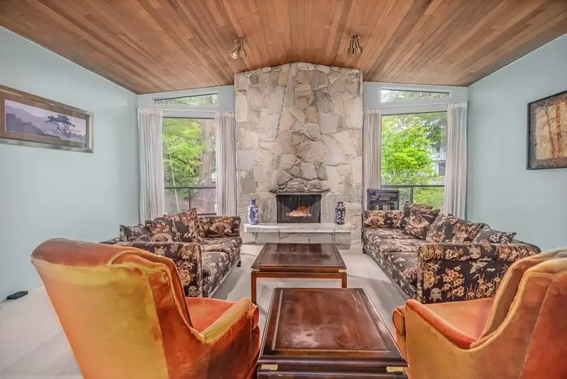 4480 FITZGERALD AVENUE - photo 2 of 39
