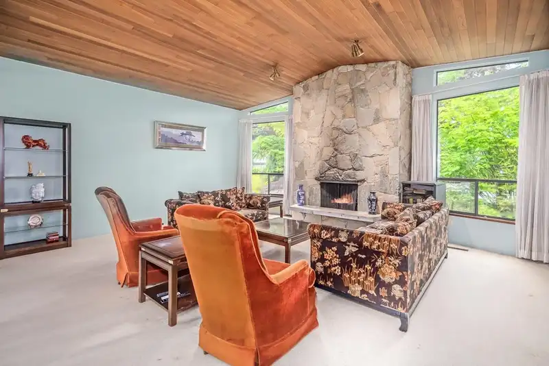 4480 FITZGERALD AVENUE - photo 4 of 39