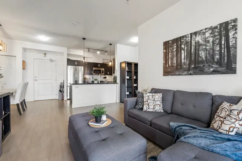 305 20062 FRASER HIGHWAY - photo 4 of 25