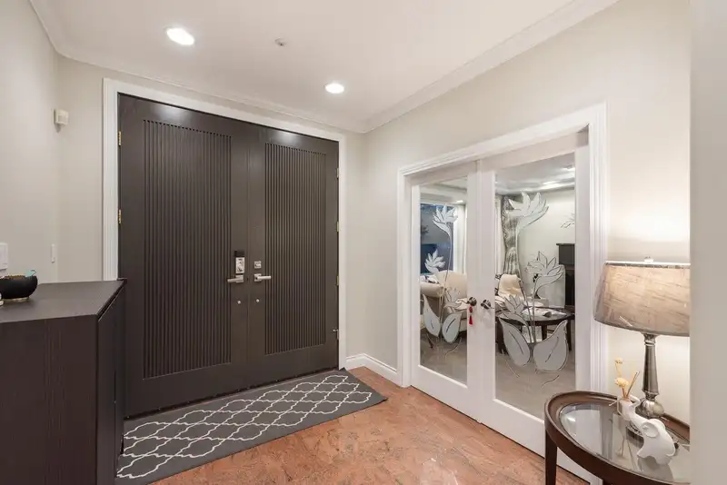 590 W 63RD AVENUE - photo 4 of 34