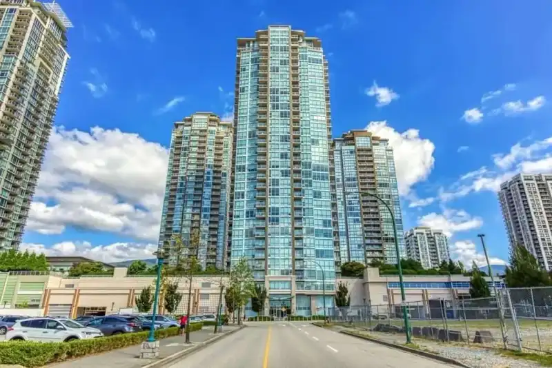 702 2975 ATLANTIC AVENUE - photo 1 of 19