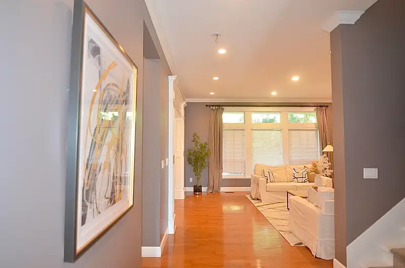 15499 37B AVENUE - photo 4 of 36
