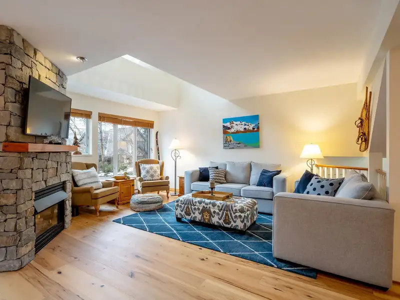 14 2641 WHISTLER ROAD - photo 2 of 21