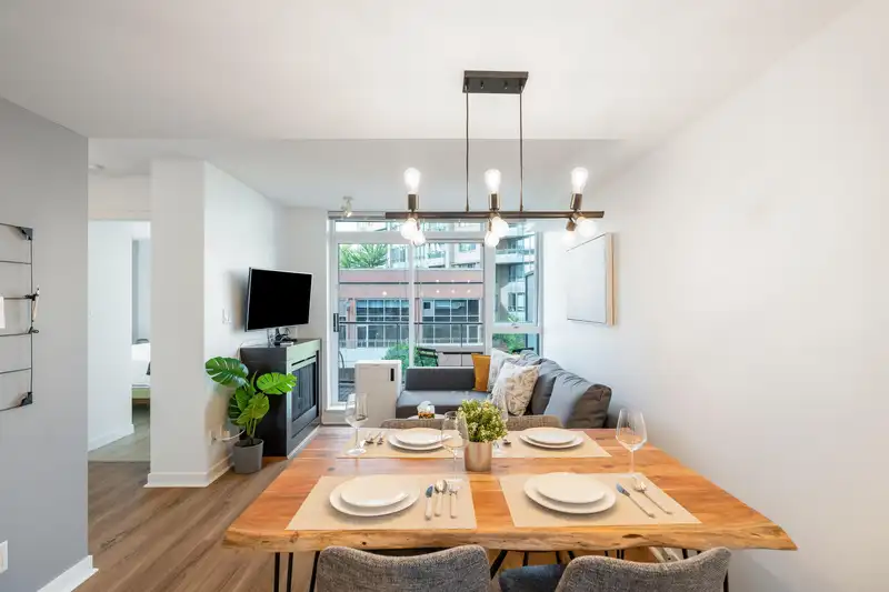 517 618 ABBOTT STREET - photo 4 of 15