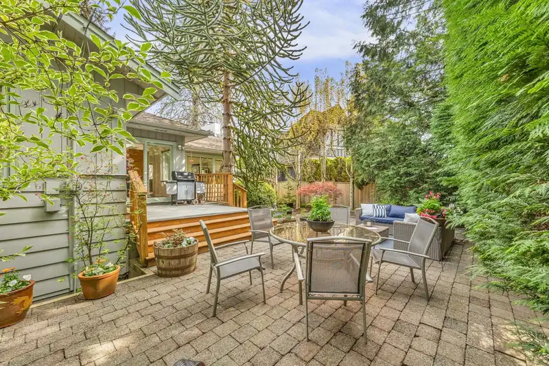 1031 BELMONT AVENUE - photo 3 of 36
