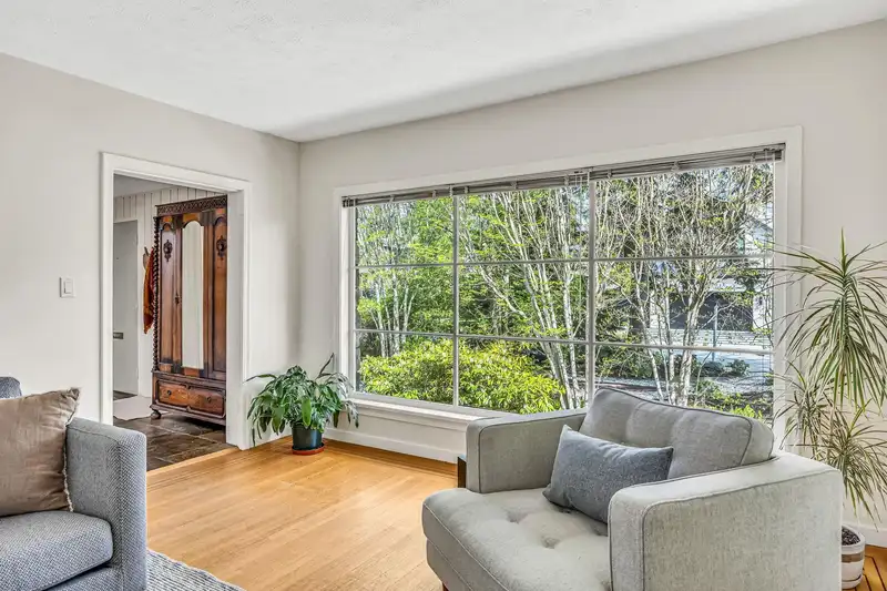 1031 BELMONT AVENUE - photo 4 of 36