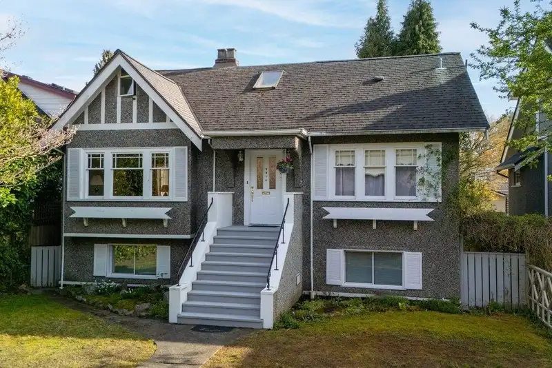 2816 W 37TH AVENUE - photo 1 of 40