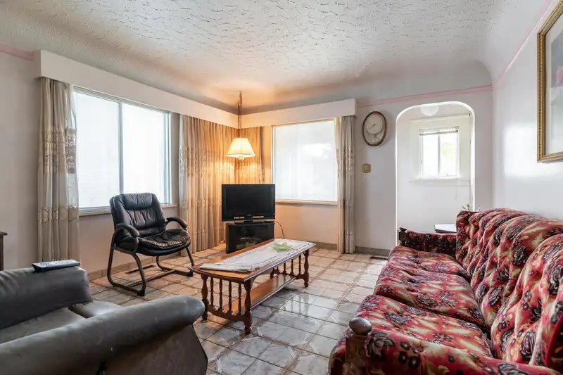 2724 CHARLES STREET - photo 3 of 17