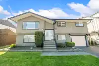 4517 46A STREET - thumbnail 1
