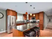 4517 46A STREET - thumbnail 8