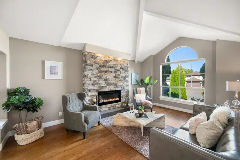 8417 215 STREET - photo 4 of 40