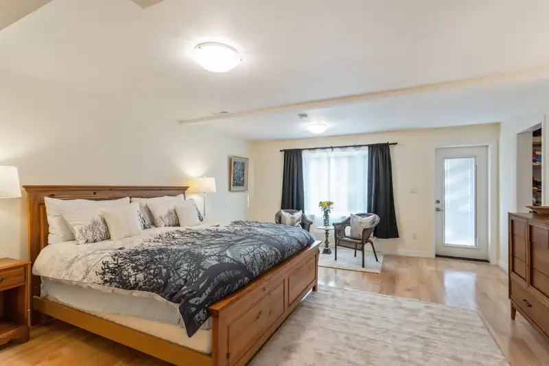 11300 GALLEON COURT - photo 1 of 33