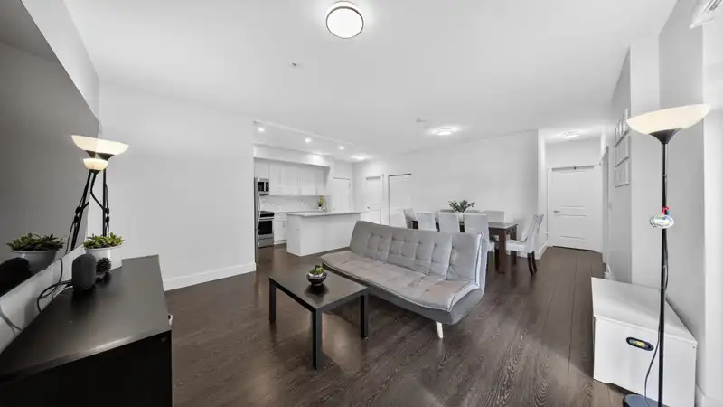 201 9983 E BARNSTON DRIVE STREET - photo 3 of 35