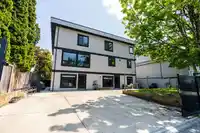 9417 132A STREET - thumbnail 39