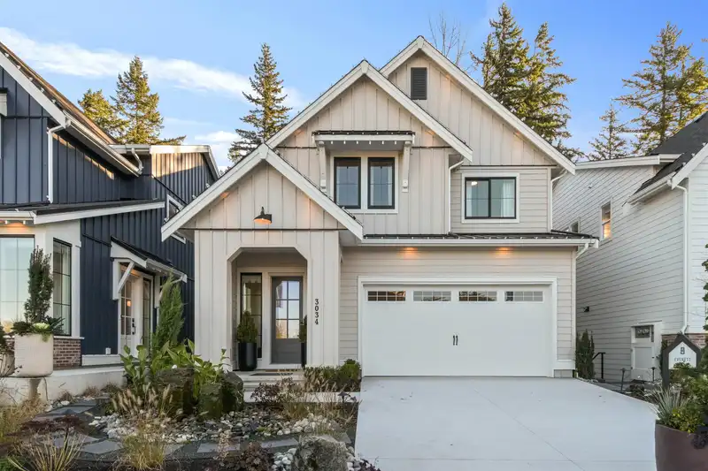 3046 BRIGETTE STREET - photo 1 of 28
