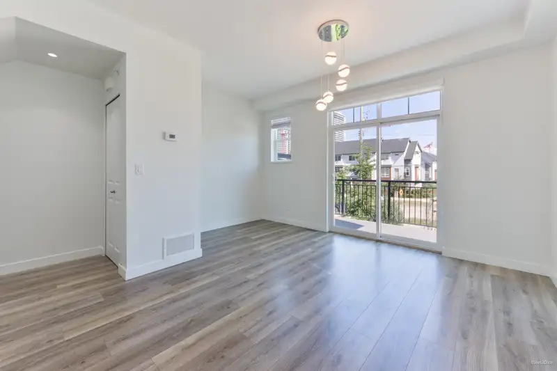 153 20180 84 AVENUE AVENUE - photo 4 of 35