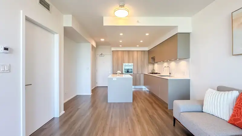 3708 3809 EVERGREEN PLACE - photo 4 of 27