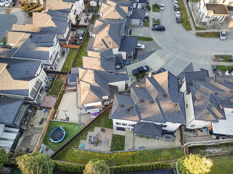 14910 62A AVENUE - photo 4 of 25