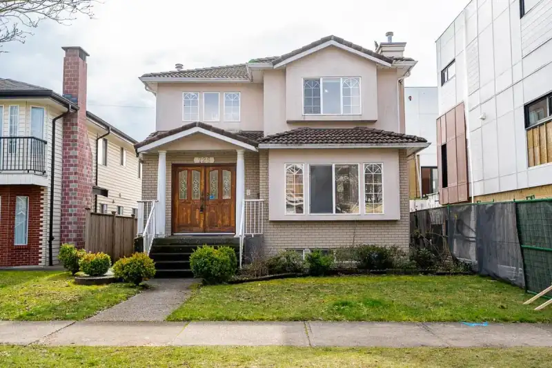 726 E 56TH AVENUE - photo 1 of 14