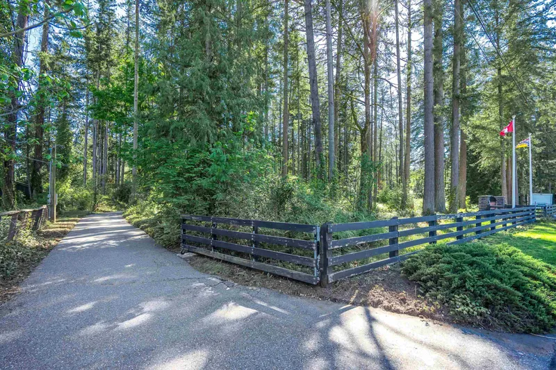 20286 27 AVENUE - photo 3 of 25