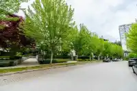 112 5779 BIRNEY AVENUE - thumbnail 2