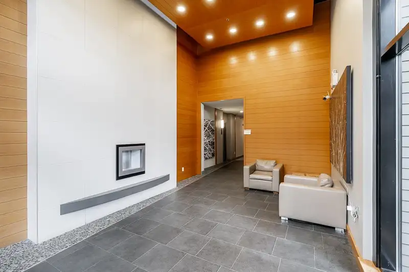 112 5779 BIRNEY AVENUE - photo 3 of 35